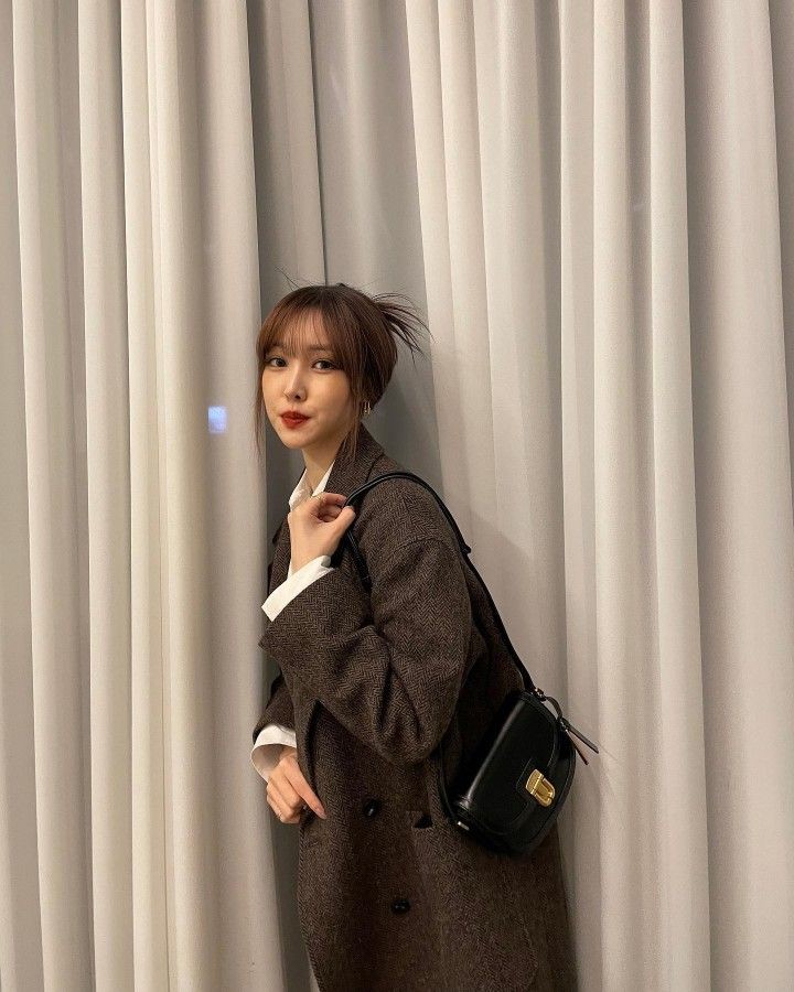 gf_yuuna's tweet photo. yuju's day :; — 10.06.23, june

ootd и моя классная новая сумка! сегодня я весь день бегаю по разныи мелким делам. не скучайте и хорошо отдыхайте!! https://t.co/MTAtWS2tjJ