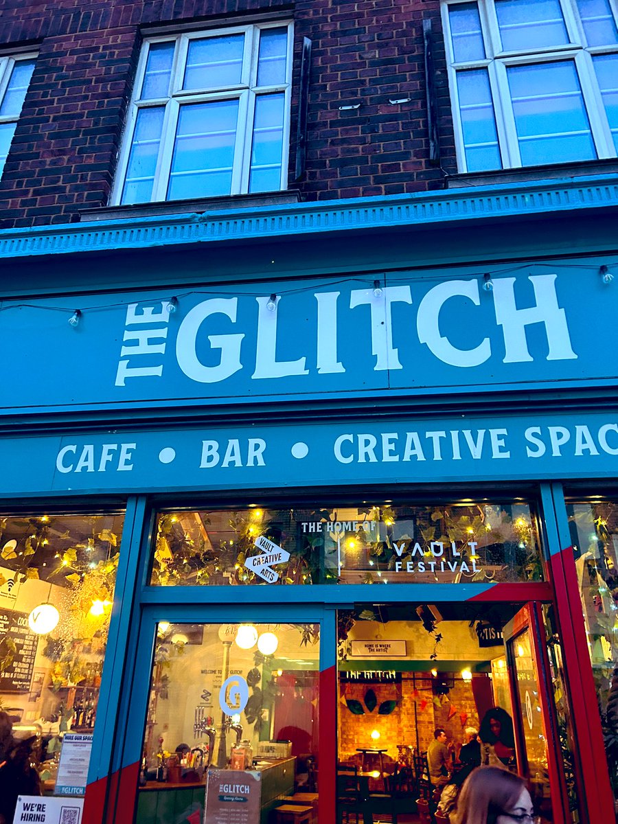 Thanks so much @VAULTFestival for having us last night for the first staged reading of my play Bradley One More Time! v fortunate to have had such a lively audience!! Big love to superstar @TheElliotHadley for reading it so magnificently, and to iconique director @AnoushkaBonwick