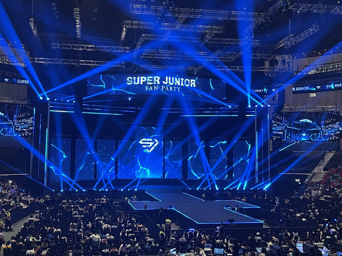 💙💙💙💙🩵🩵🩵🩵💙💙💙💙 #SUPERJUNIOR