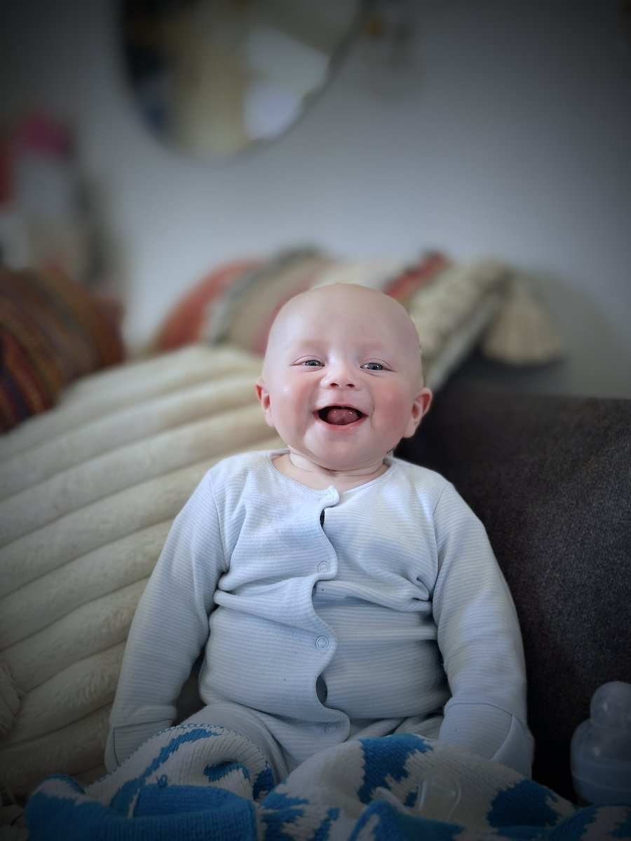 Just loves being a baby 

#TeamAwesome #AwesomeAid #AwesomeCal 👶🏼🍼🧸