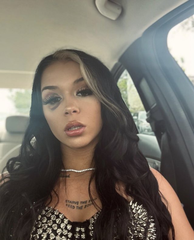 GenOfJade_'s tweet photo. Give me road head 🍆 https://t.co/5LVl2SpBnp