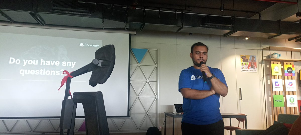 darshann_tech's tweet photo. Just had an amazing time at the #Sharedum session! Ready to dive into Sharedum Tech and unlock a world of collaborative possibilities! 🌍🚀 Let's learn, innovate, and shape the future together!
@AmreDarpan #ProofOfCommunity #SHARDEUMAHMEDABAD https://t.co/niZK2ir8WV