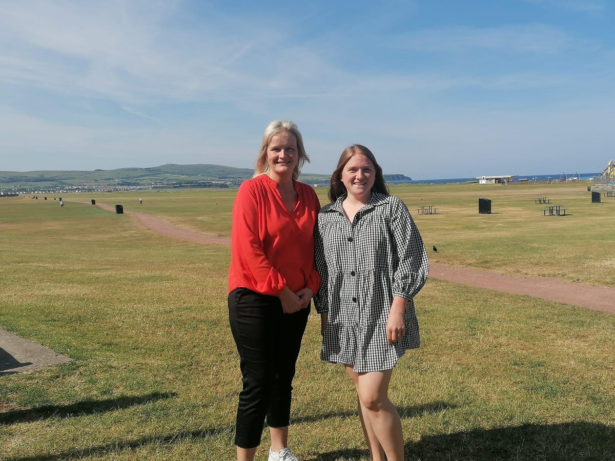 SharonDowey_'s tweet photo. 🤝 Great to meet with @LessWasteLaura to hear more about her passion for the environment and reducing waste.

❌💨 We discussed lots of her concerns particularly around disposable vapes. https://t.co/C6D7GTkZAf