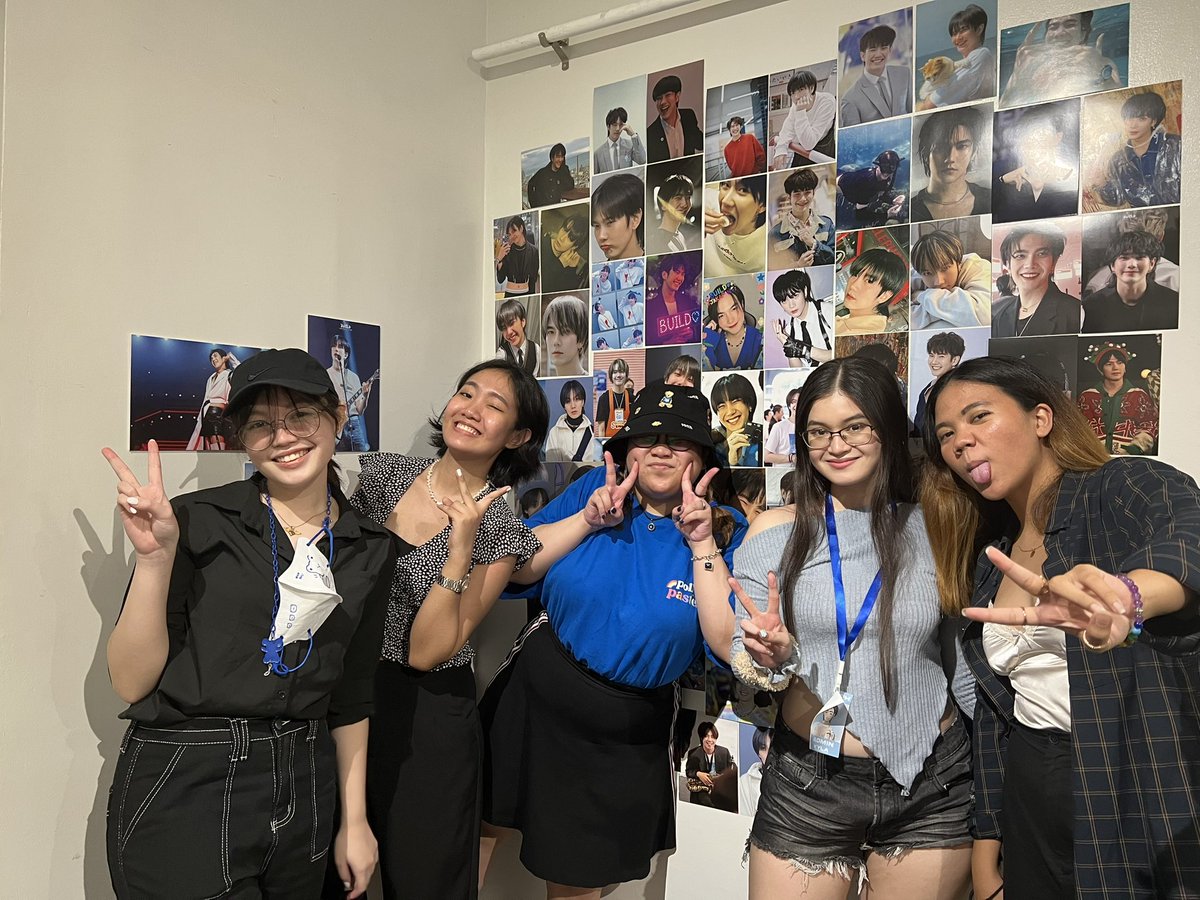 cumulusclosed's tweet image. — with the luves 💙✨ @jeffsbible @wichapasluve @sumettime @biustial 

{ #BuildJakapan @JakeB4rever #TinatangiKitaBuild }