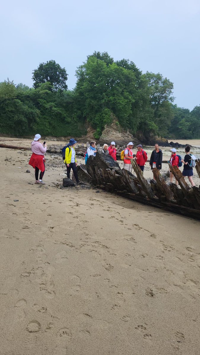 Jour J pr la 5ème rando solidaire SportDical au profit de l'associat Nos limites.
noslimites.fr
Tt la journée diff circuits de marche accessibles par tous sont proposés à Saint-Briac-sur-Mer. 
Qq photos de cette journée de partage, de convivialité et de solidarité !
