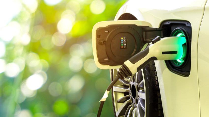 Çin Uluslararası Radyosu'nun haberine göre elektrikli otomobiller, Çin’de mayıs ayı boyunca satılan tüm araçların yüzde 27’sini oluşturdu.