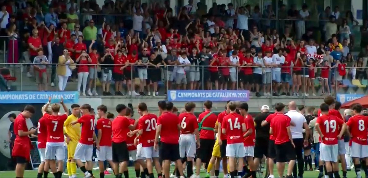 FINAL!

🔴⚪️ 𝒞𝒜ℳ𝒫ℐ𝒪𝒩𝒮 de la COPA CATALUNYA 🏆

Lluita #FinsAlFinal de l’equip de Jordi Rojas amb efectivitat màxima des del punt de penal 1-1 (4-5 penals)

#DestíPlanter