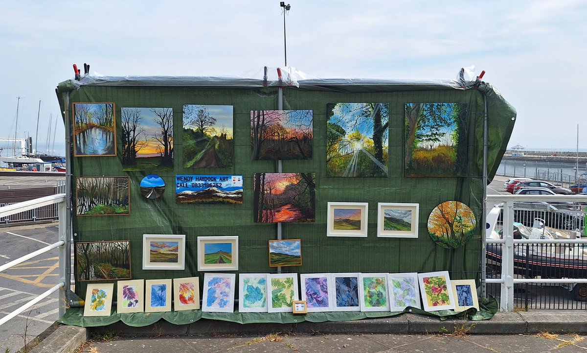 Art on the Veranda in Dun Laoghaire,  I'm here all day 😁 #supportirisharts #dunlaoghaire #dunlaoghaireharbour