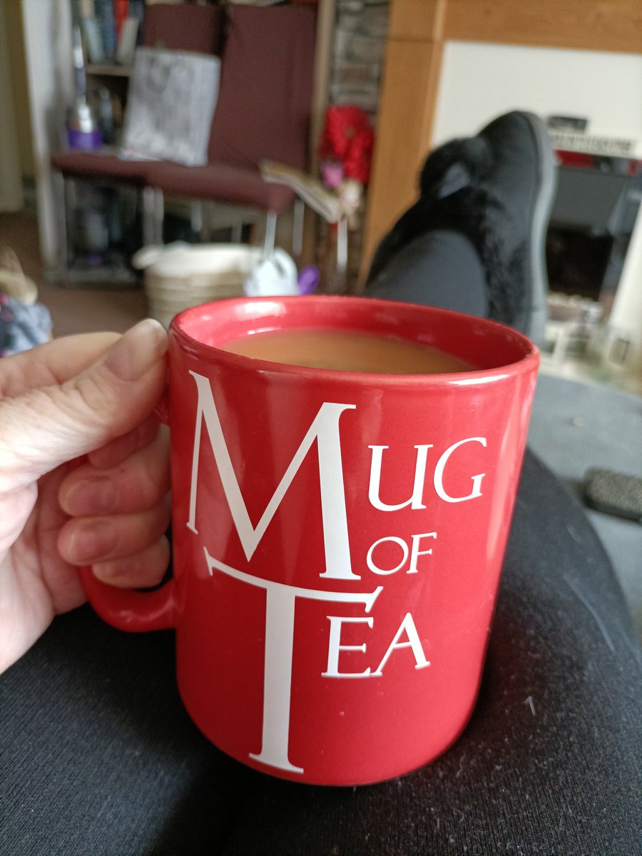 @DANIELJAMESREC @iamtomskinner @mrjakehumphrey @mollymaehague @MeatballMolly @paddykenny17 @JamieMoore777 @jk_rowling @TomDaley1994 @TheNotoriousMMA @CarltonPalmer Morning Daniel. Not a coffee for me but a mug of @YorkshireTea to ease me along on my day. A few games on my phone to stretch my brain then it's out to the garden for me. Have a great day, stay positive, stay safe. 🤗