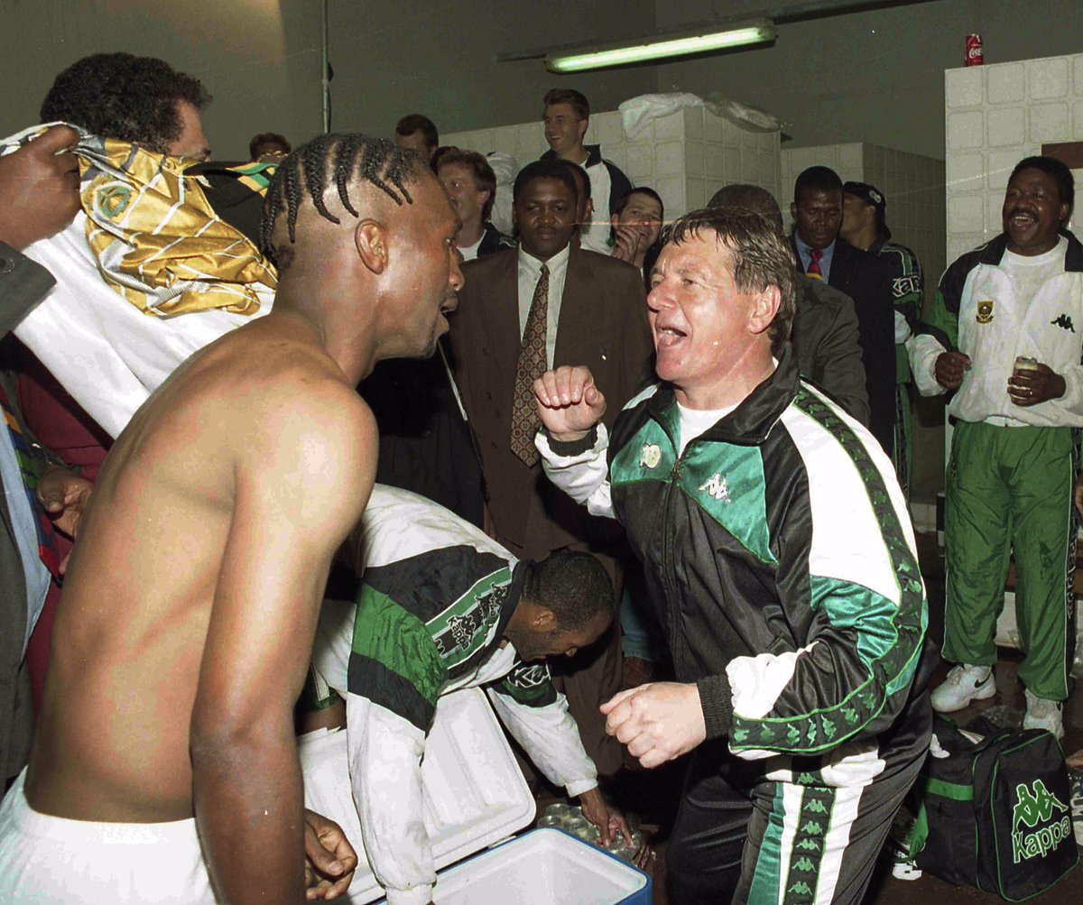 iDiskiTimes's tweet photo. 🇿🇦 𝗚𝗢𝗡𝗘 𝗕𝗨𝗧 𝗡𝗘𝗩𝗘𝗥 𝗙𝗢𝗥𝗚𝗢𝗧𝗧𝗘𝗡!

RIP Clive Barker 🕯️ https://t.co/nXbgWt1UHn