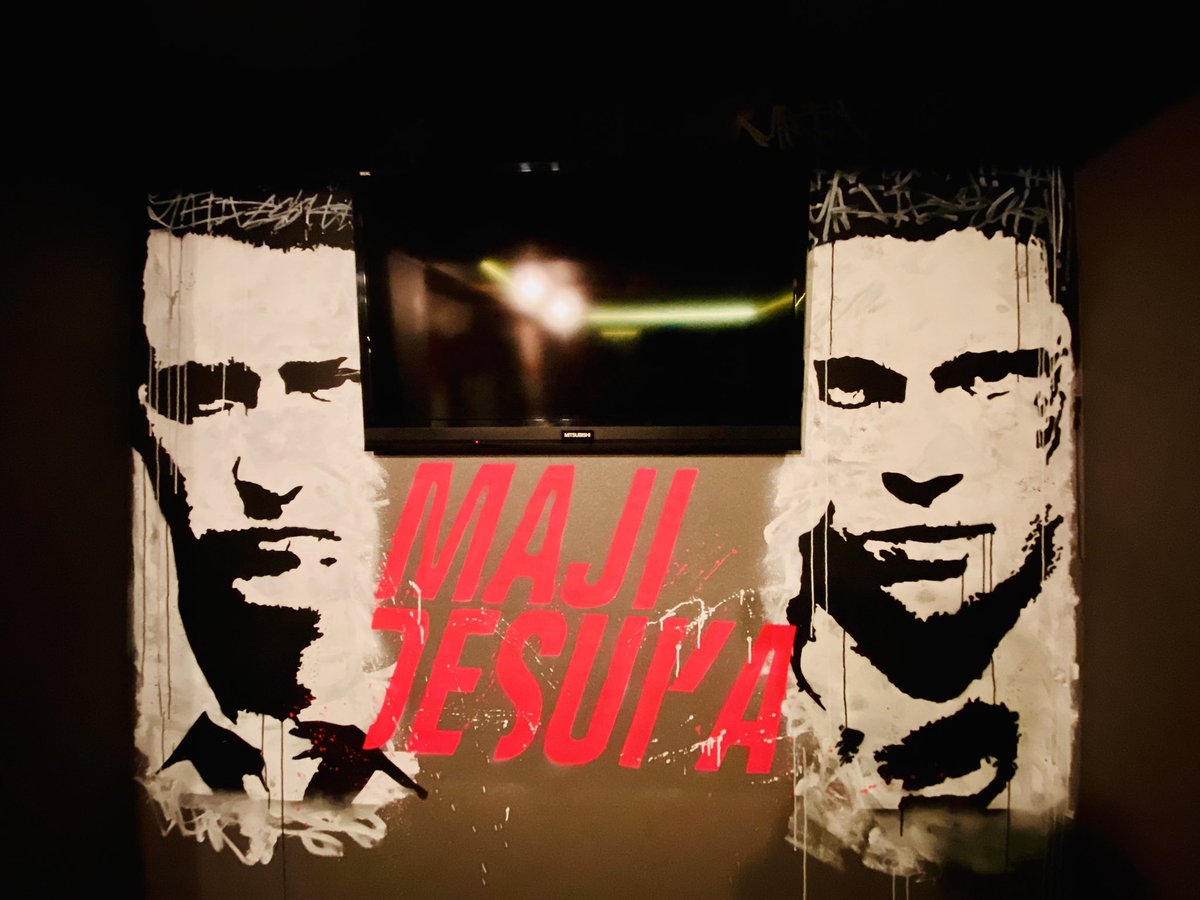 映画ファイトクラブの壁画を描いたときの動画をアップしました。
youtu.be/qlgF69QFMec
#ステンシル
#壁画
#エドワードノートン
#ブラビ