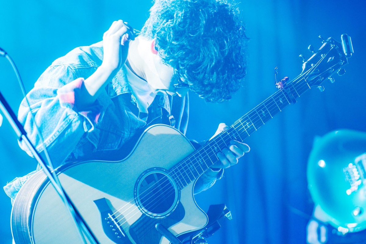 yamatooo_guitar's tweet photo. 昨日は”69 Jewel Beetle”初ワンマンand Birthdayライブ、会場に来てくれた皆さん本当にありがとうございました。
暖かい沢山の皆様に包まれ、自分も音楽を心の底から楽しんで、包まれ、楽しみ、包まれ…音楽を通して沢山繋がりを感じられた幸せな1日でした。

フォトバイ @keita_senoh さん！ https://t.co/8vf3Usu3Bs