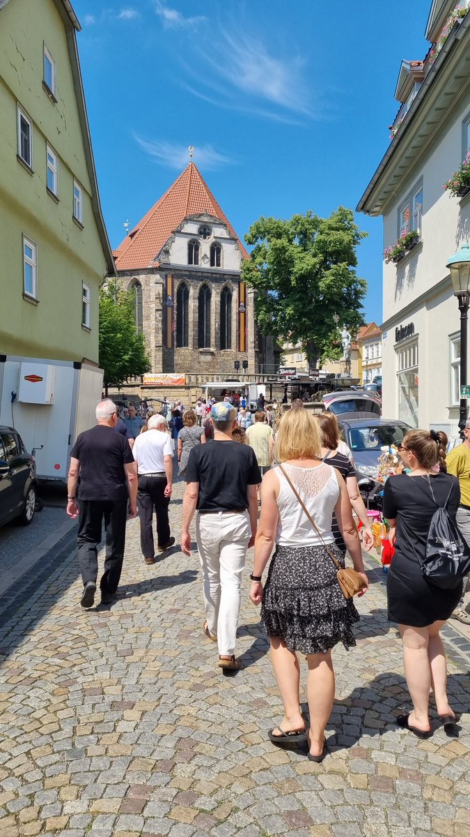 We zijn gearriveerd in Arnstadt! Vanmiddag om 15:00 uur gaan we knallen op het marktplein 🥳

#FanfareMusikAufTour! #Kassel #Saalfeld #SaalfelderMarktfest
#Arnstadt #VomBierZurBratwurst