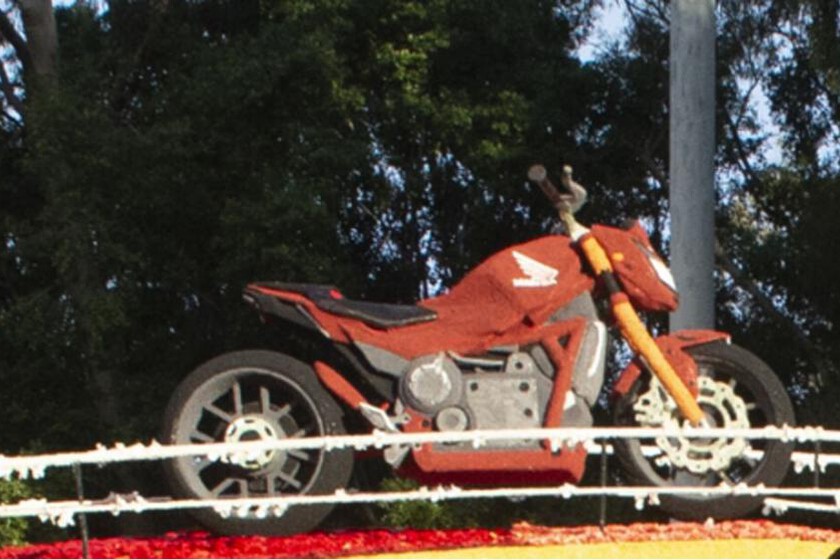 Honda ha dejado ver un adelanto no oficial de cómo podría ser la Hornet eléctrica... Y luce así dlvr.it/SqSVZK