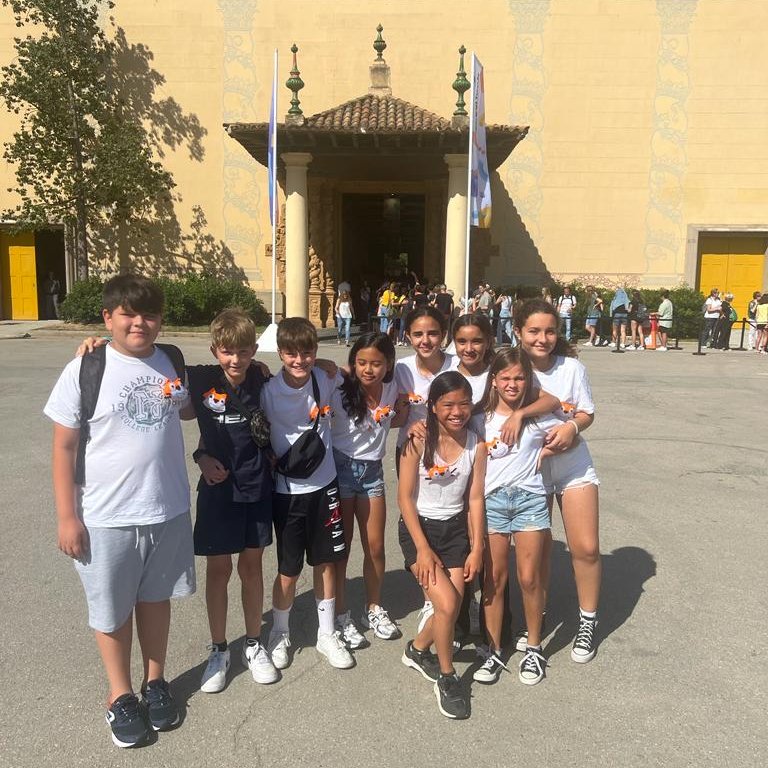 VedrunaCat's tweet image. 🤩Avui amb alumnes finalistes als #StudentAwards23 #mSchools en totes les categories #AppEducation #MHM #Scratch Ànims, @VedrunaPrats @EscorialVic @VedrunaRipoll @VedrunaVila!