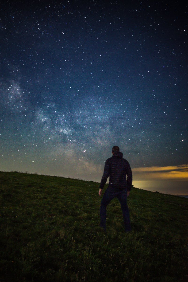 Had an opportunity to venture out for a few hours last night, with clear skies forecasted I headed to my local dark skies in the Vale of Glamorgan - Nash Point...<a href="/UKNikon/">Nikon UK & Ireland</a> @Benro_UK <a href="/visitwales/">Visit Wales 🏴󠁧󠁢󠁷󠁬󠁳󠁿</a> <a href="/visitthevale/">Visit the Vale</a> <a href="/VOGCouncil/">Vale Council 🏴󠁧󠁢󠁷󠁬󠁳󠁿🇺🇦</a> <a href="/tamracphoto/">Tamrac</a> <a href="/ItsYourWales/">It's Your Wales</a> <a href="/WalesCoastUK/">Wales Coast Path UK</a>