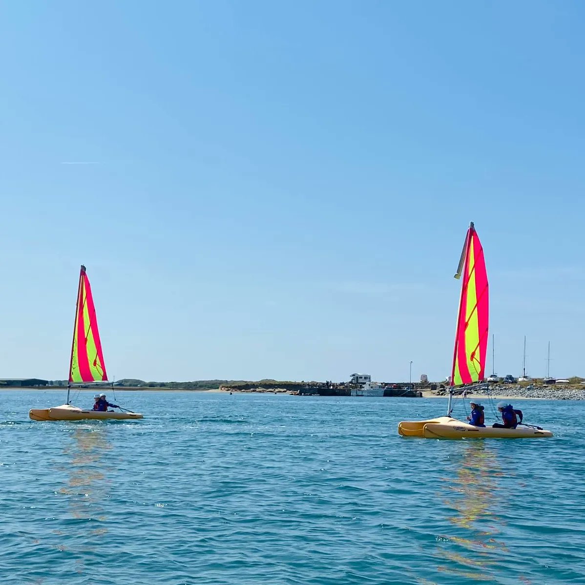 Fantastic conditions this week for the brilliant pupils from <a href="/ClivigerSchool/">ClivigerPrimarySchool</a> to learn to sail! Great work from everyone.