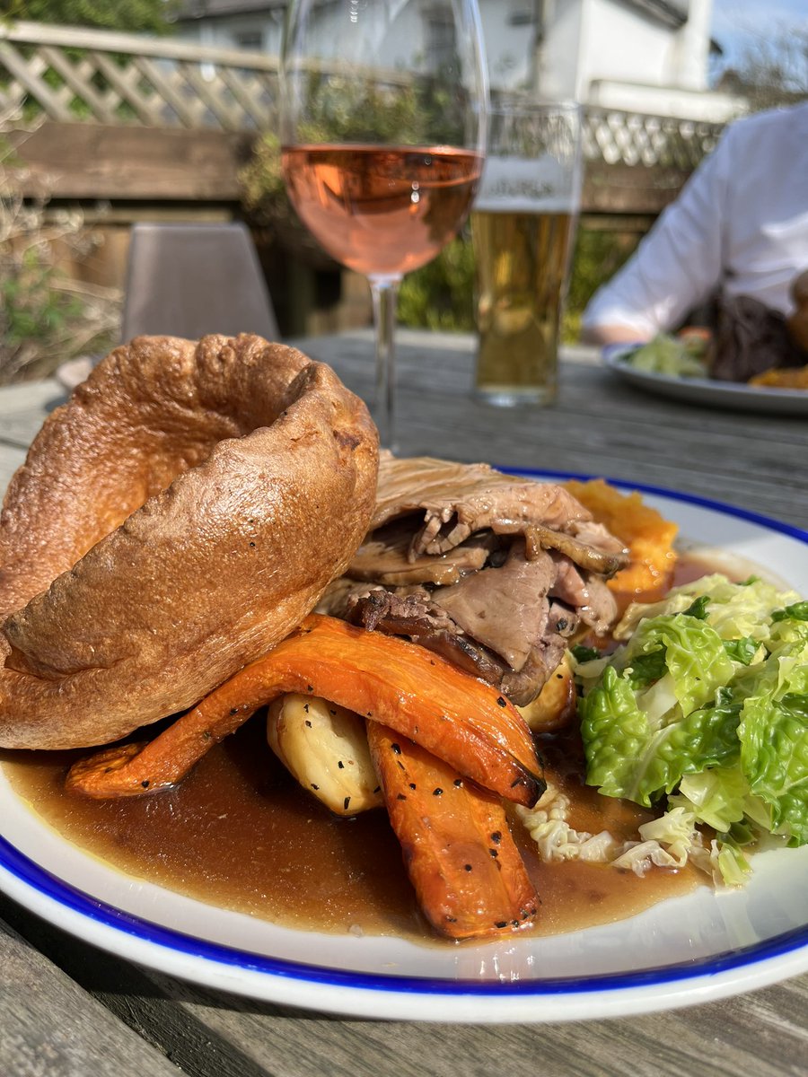 Not booked your table for Sunday lunch yet??

Not to worry we still have a few tables left for lunch tomorrow so follow the link in our bio to book 🔗📲

#youngs #youngspubs #sundayroast #fetcham #surreypub