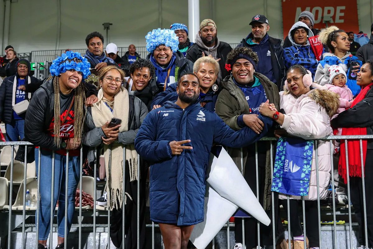 Historical Context: Chiefs' Ladder Leadership and Title Windows