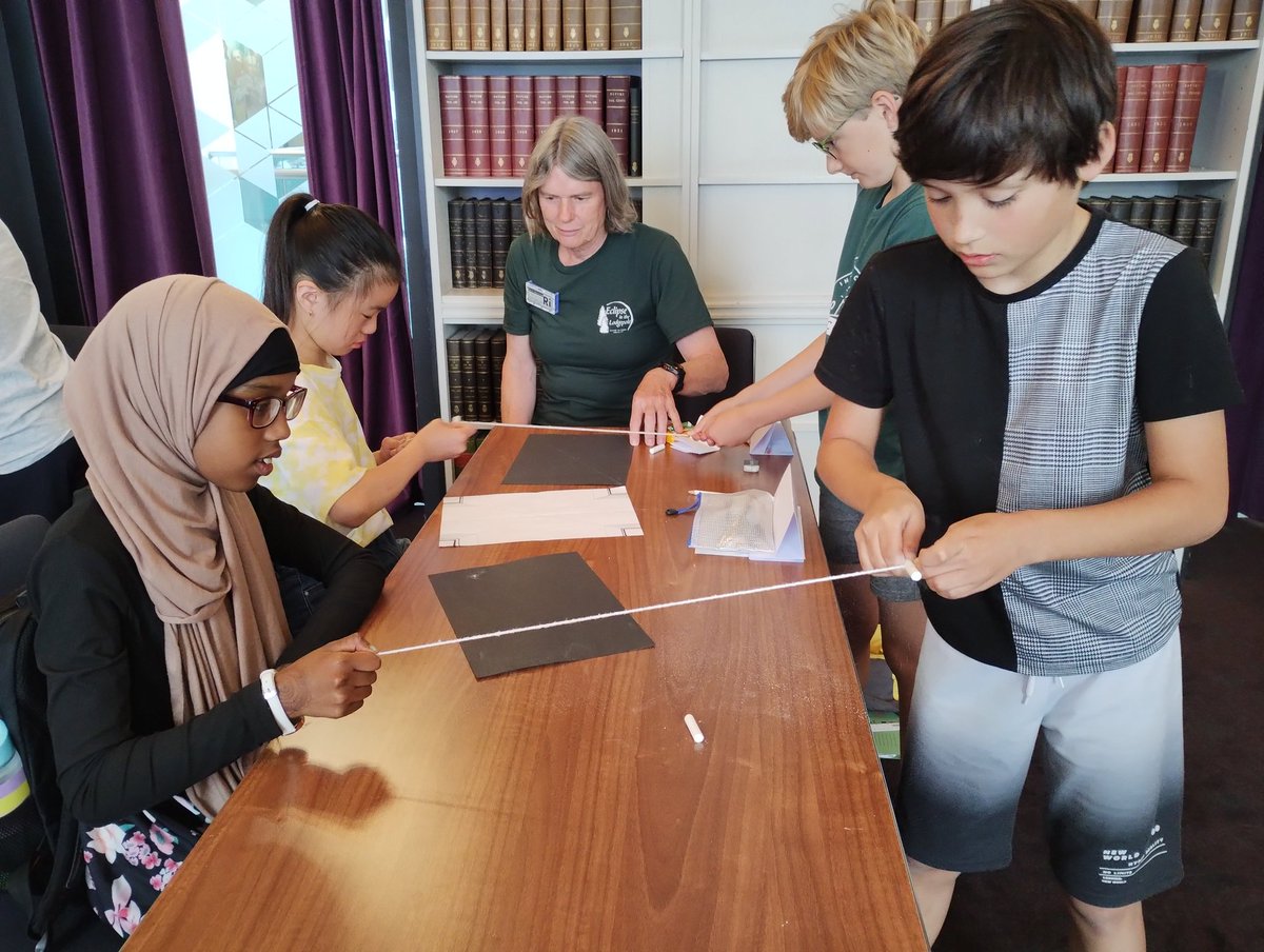 AlisonEves's tweet photo. @Ri_Science y5 maths #RiMasterclasses Faraday group are enjoying being messy with chalk and string to create beautiful symmetry. Thank you Priya @mathsdives https://t.co/LdhphOIMHL