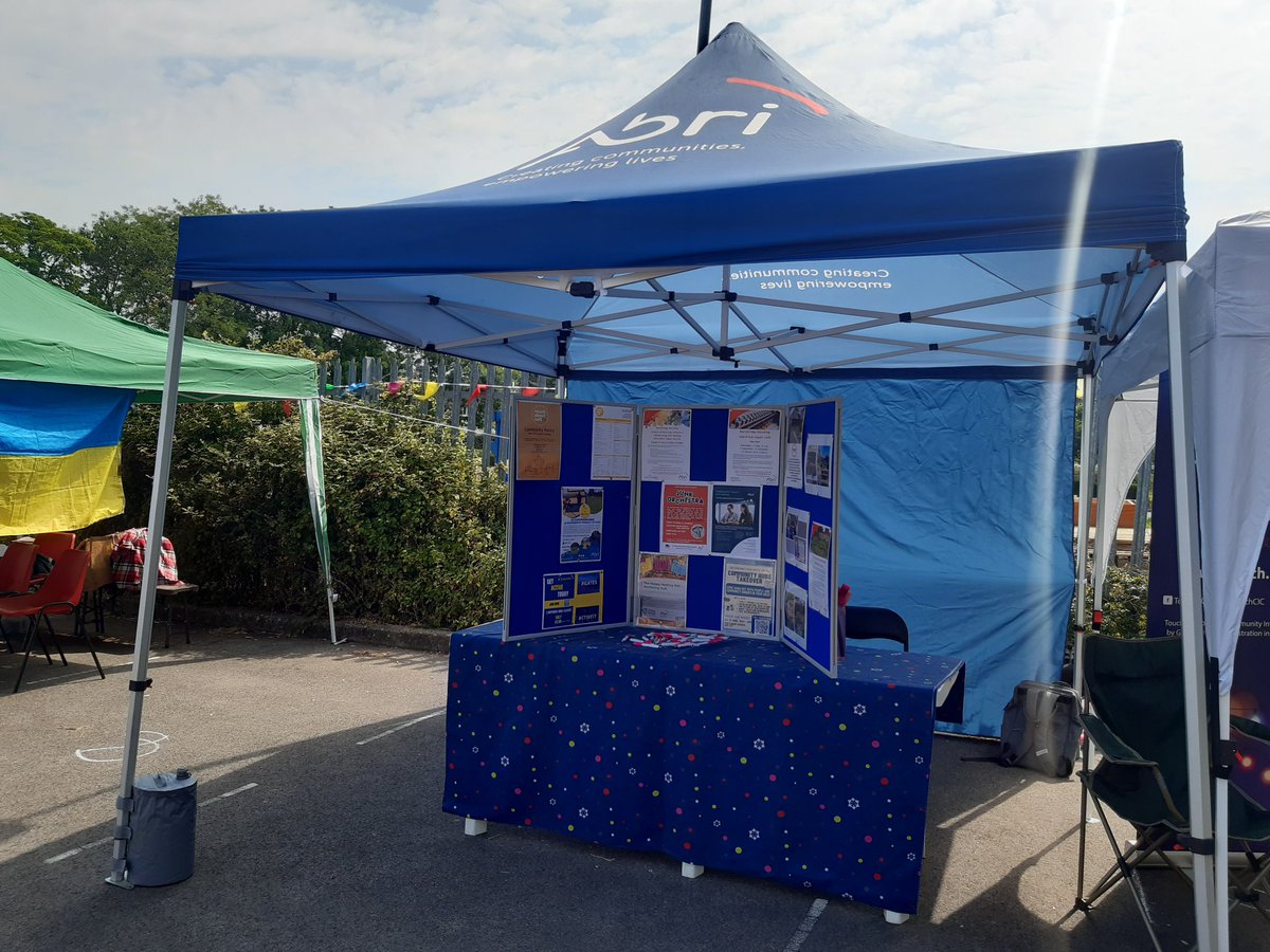 Round About Cafe tweet media