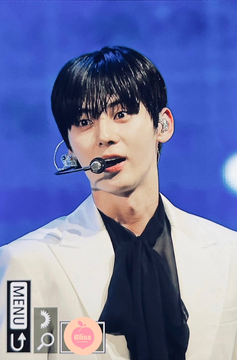 230610 Weverse Con Festival 프리뷰

#황민현 #민현 #HWANGMINHYUN #MINHYUN