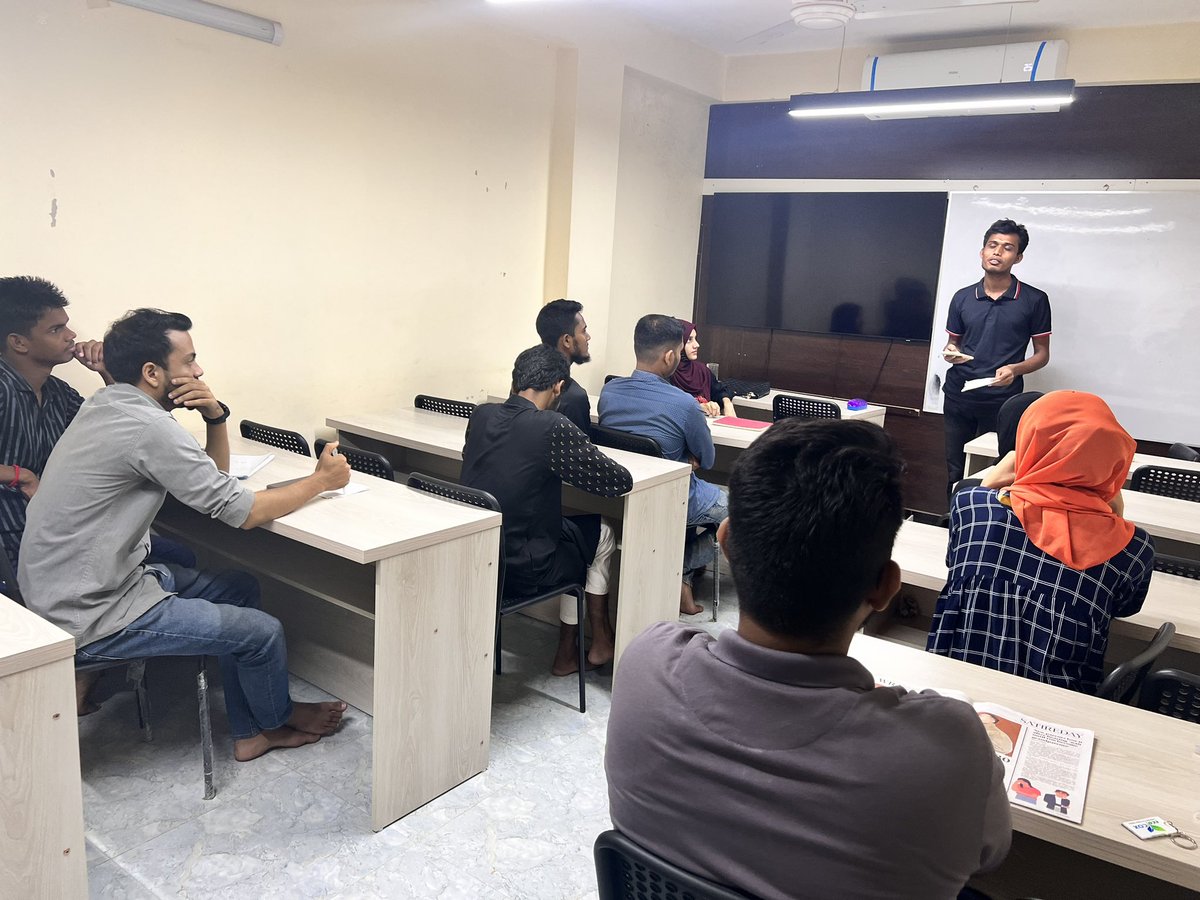 HamidKysar's tweet photo. I enjoy every minute with the amazing youths and these are the best moments I am passing in my life . Objectives behind the works are to make the youths skilled in different fields and responsible to support deprived communities through volunteering.
#yasid #youths https://t.co/QlYxiHE0Nj