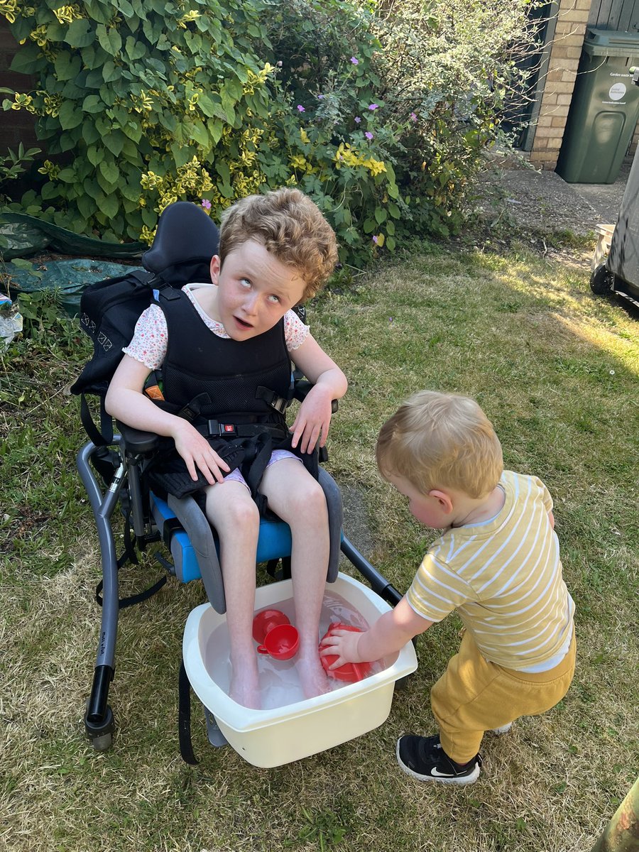 marjorie_and_me's tweet photo. I love a washing up bowl activity…..today in the heat was the perfect opportunity to dust off my bowl and plastic teapot and cups.
C loved sitting with her feet in the water.
E loved pouring water onto C’s feet (which she really enjoyed).
#AffordableActivity #PMLD #Toddler https://t.co/sNIATDwOoA