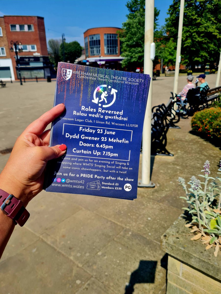 WMTS42's tweet image. It's a beautiful day and we are in Wrexham centre flyering today! Come say "helo!" We would love to see you.
#Wrexham #theatre #flyering #hello