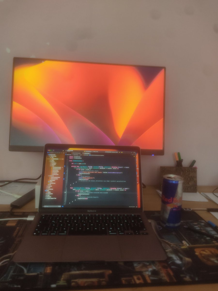 Günaydınnnn dün 3 arkadaş viper mimarisiyle proje geliştiriyorduk yüzde 75 80 okay bugün biter inşallah 🙏
#Swift  ama ben viper mimarisini beğenmedim getir ordan mvvm mvc falan 🤣