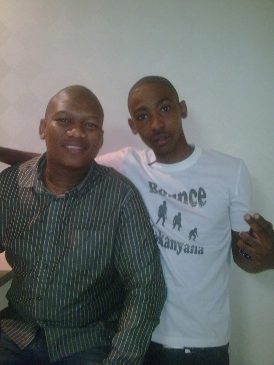 LukayWaLehipi's tweet photo. Way way way back
#FlashbackPics https://t.co/Aq8SWw5Brx