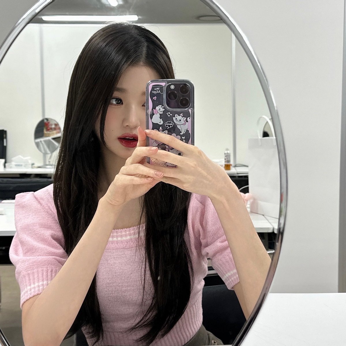 0403FEED's tweet photo. 🐶🤍🐰 https://t.co/P0KxZl94aj