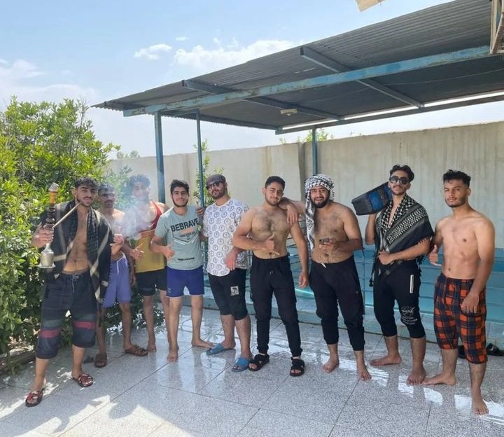 mr_batelgo's tweet image. آره جنوب
اون شکم عرق خوریه منم با اجازتون😂