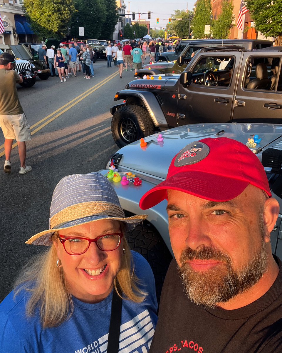 eroetter's tweet photo. Good Morning and Happy Saturday • Weekends are a time to be grateful for all the blessings in your life • Take time to appreciate the people and things that bring you joy and happiness • Have a Great Day!! #merchlinkinbio #positivevibes #jeeplife #saturday #washyourhands https://t.co/1E2AGyw6Lv