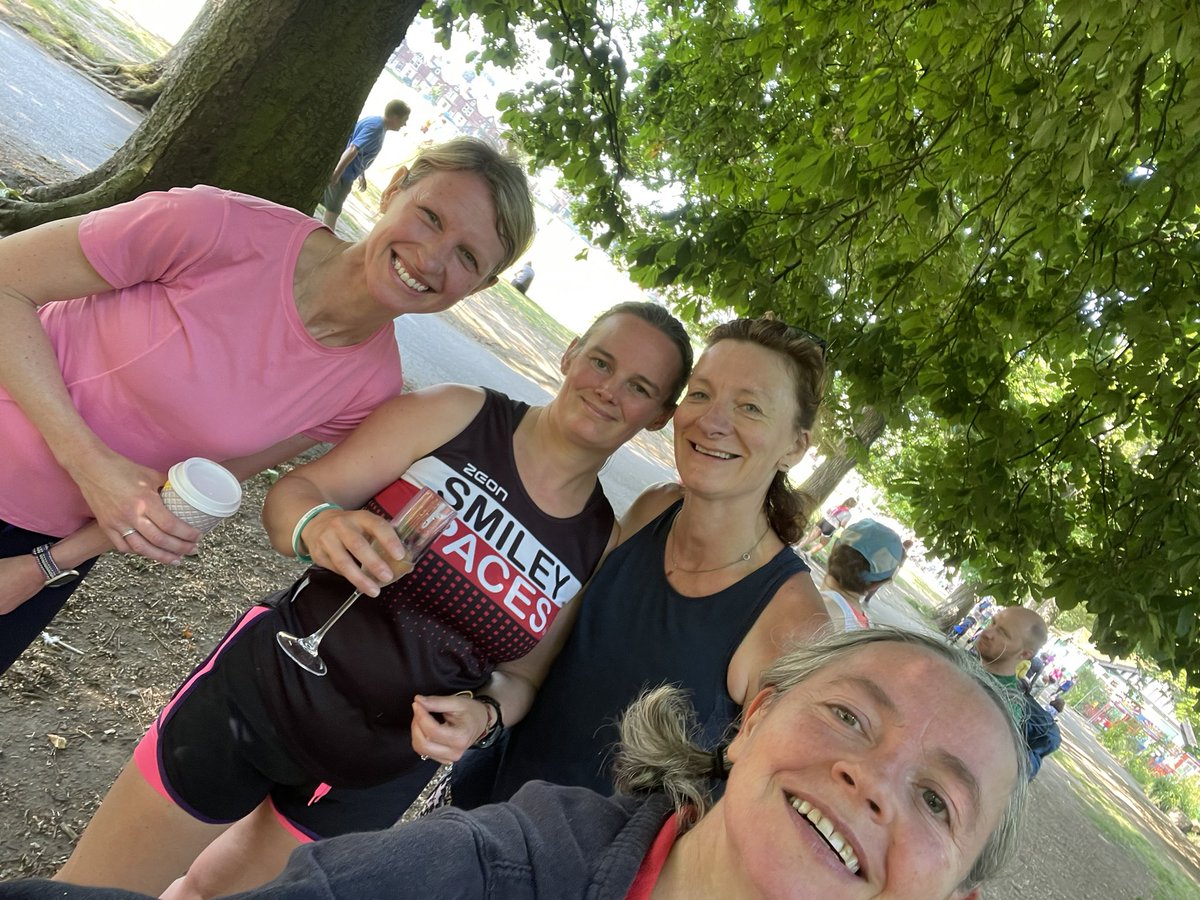 JoMaher8's tweet photo. ⭐️ Well done Rachel on your 200th Parkrun today- Thanks for the delicious cake too! @movemoresheff @parkrunUK @Endclffeparkrun #movemorehero 😊 #movemoreactivepractice https://t.co/giftoQ2MUN