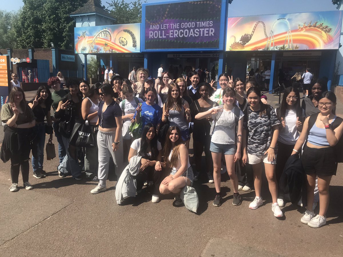 rmsboarders's tweet photo. RMS Boarders are Thorpe Park ready!!!!!! ๐๐๐๐๐๐๐ #rmsforgirls #rmsboarding https://t.co/fnsVPJuoF7