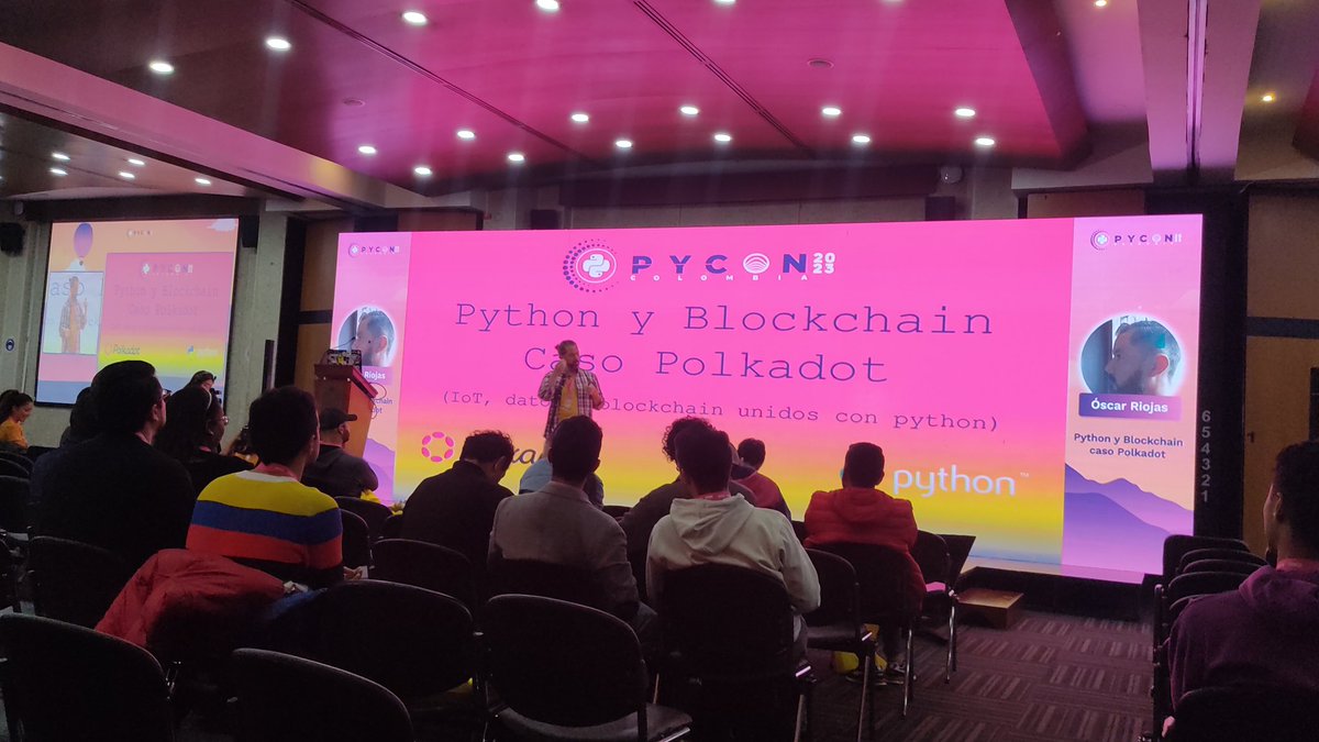 PandiAndres's tweet image. Algo de #Blockchain en #PyconColombia2023