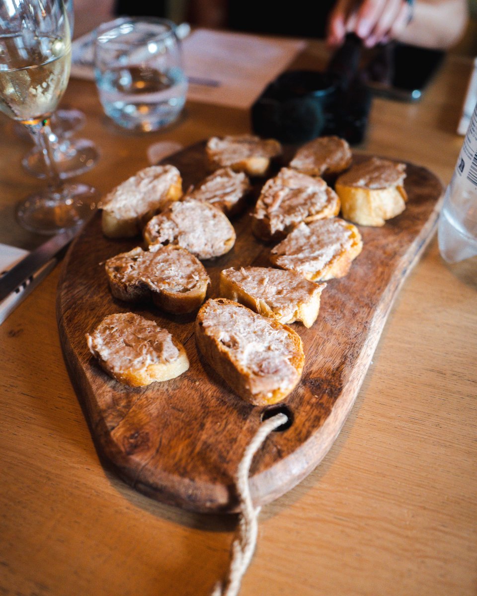 Doing lunch Le Mans style😎🍽️

📸 Patrick Whelan

#Michelin #LeMans24 #WeRaceForChange #MichelinGuide
