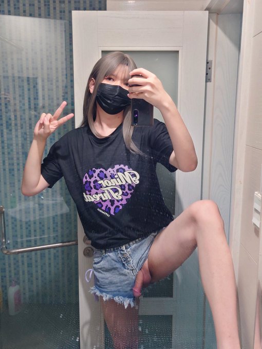 是你小时候当意淫对象的邻家姐姐么？ （但是带把 #伪娘 #女装子 #男の娘 #烧鸡 #成都伪娘 #crossdresser https://t.co/wO85gijATn<a href="/tag/%E4%BC%AA%E5%A8%98"class="tags">#伪娘</a><a href="/tag/%E5%A5%B3%E8%A3%85%E5%AD%90"class="tags">#女装子</a><a href="/tag/%E7%94%B7%E3%81%AE%E5%A8%98"class="tags">#男の娘</a><a href="/tag/%E7%83%A7%E9%B8%A1"class="tags">#烧鸡</a><a href="/tag/%E6%88%90%E9%83%BD%E4%BC%AA%E5%A8%98"class="tags">#成都伪娘</a><a href="/tag/crossdresser"class="tags"><span>#crossdresser</span></a>