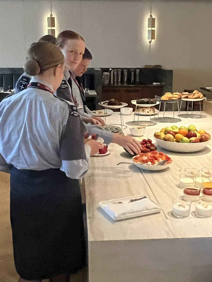 First stop , First Class food courtesy of <a href="/Qantas/">Qantas</a> <a href="/aircadets/">RAF Air Cadets</a> <a href="/farnhamherald/">Farnham Herald</a> <a href="/FarnhamOfficial/">Farnham Town Council</a>