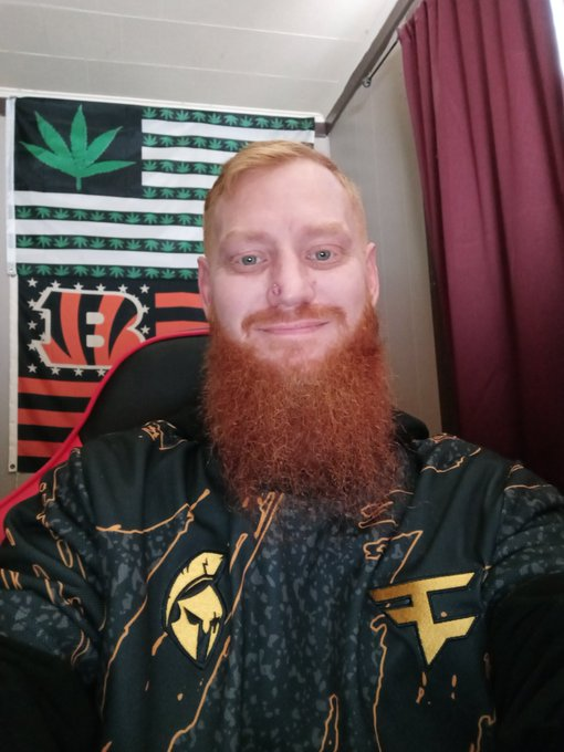 EndlessSky82_'s tweet photo. 🌞Good Morning🌞
Stream Raider's | Fortnite later
#MentalHealthMatters | #TeamEndlessLove ⇛Ctv_Partner push⇚ #ItIsTheWay
#SSG|#RegimentGG|#HAP
https://t.co/r0OpysQiyb https://t.co/KKb1SQhrgY