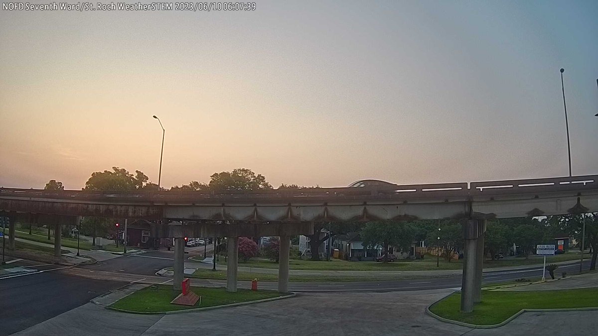 NOFD Engine 27 - Seventh Ward/St.Roch at sunrise and it's 79.4 F.