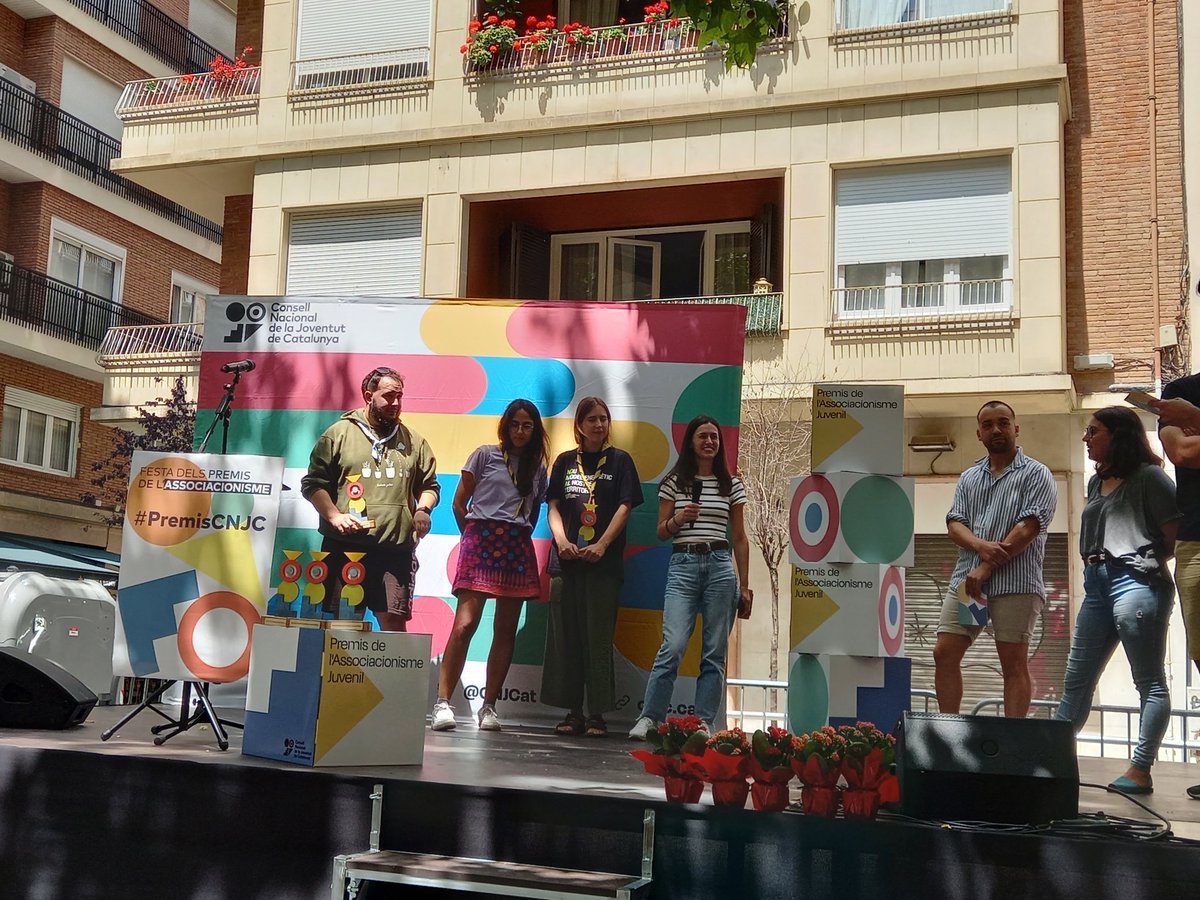 Els Premis de l'Educació en e Lleure 2023 son per a:

🙌 Centre de lleure El Dofí
🙌  <a href="/RocaGuillera/">AEiG Roca Guillera</a>
🙌 AEiG Els Vàndals

Enhorabona!