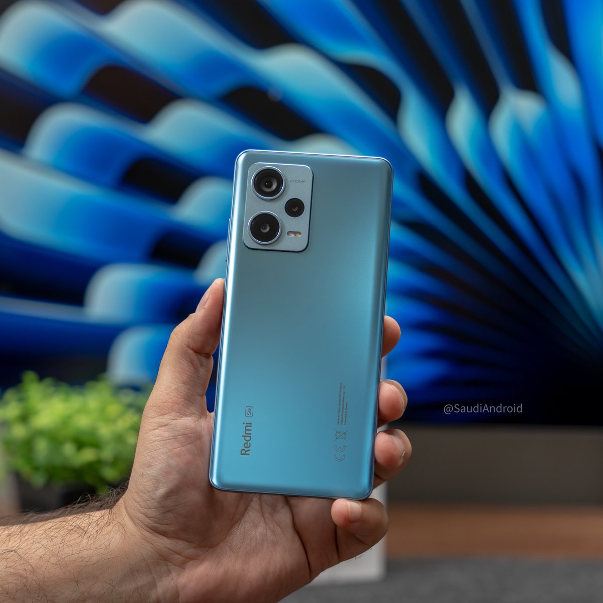 SaudiAndroid's tweet image. ريدمي نوت 12 برو بلس في سطور:

- شاشة اموليد 120Hz
- معالج 6 نانومتر
- ذاكرة 8GB/256GB
- كاميرا رئيسية 200MP
- دعم 5G/NFC/IR/WiFi6
- سماعات ستريو
- منفذ 3.5mm
- بصمة جانبية
- واجهة MIUI 14
- بطارية 5000mAh
- شاحن سريع 120W
- 1699 ريال 

#RedmiNote12Series #RedmiNote12ProPlus