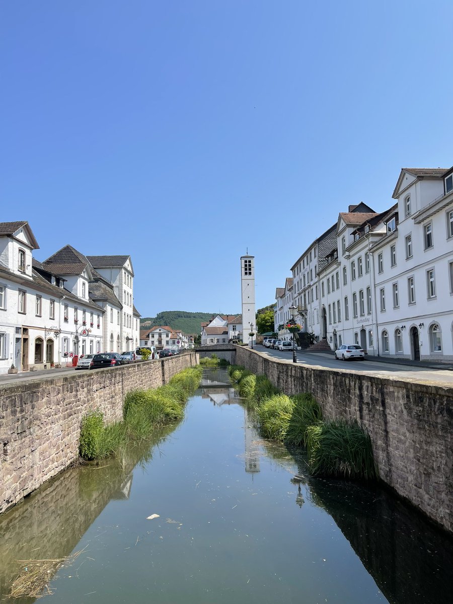 SPANESS's tweet photo. Frisch zurück aus [werbung] @BKarlshafen werden jetzt erst einmal die Bilder sortiert… habt ihr schon von der hübschen #Barockstadt gehört? Oder wart ihr vielleicht sogar schon dort? 

#Hessen #Kurstadt #Heilbad #Kurliebe #wirsinddiekur https://t.co/3bMjmR6Xhs