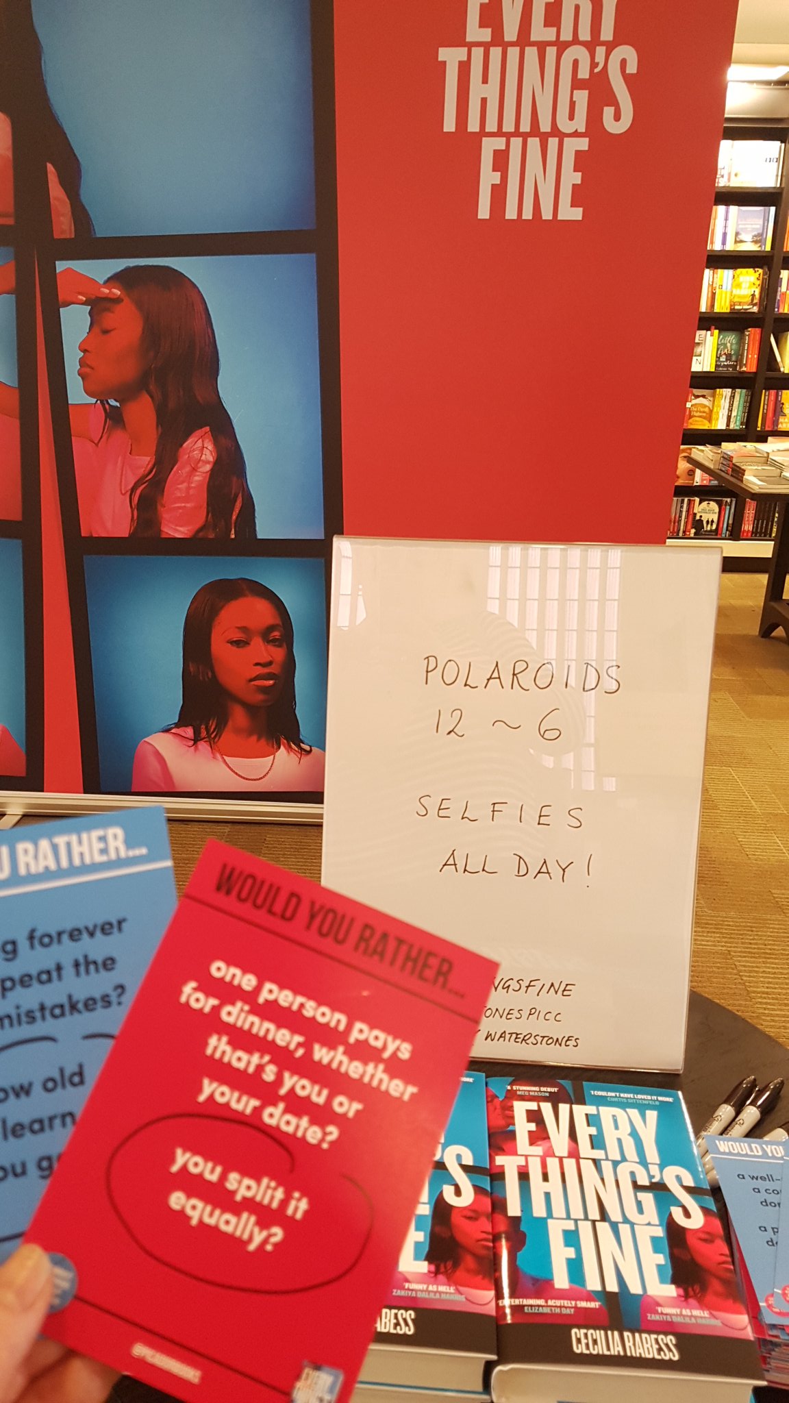 Waterstones Piccadilly, London (WaterstonesPicc) / Twitter