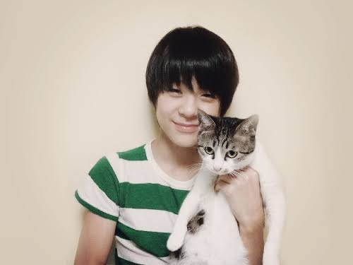 Rest in peace bongshik, terimakasih udah nemenin -Jeno dari jadi model cilik, rookies, sampe udah sesukses sekarang 🥺