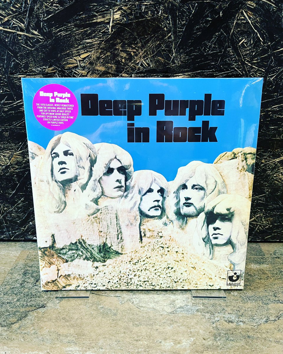 🤘🏻WE ARE OPEN🤘🏻

There’s only one way to start our Saturday… 

@_DeepPurple in Rock (1970) 

It’s a classic. It’s iconic. It’s on PURPLE #vinyl, no less! 

#DeepPurple #HardRock #Riffs #70sRock #ColouredVinyl #IndieRecordShop #DarkEarth
