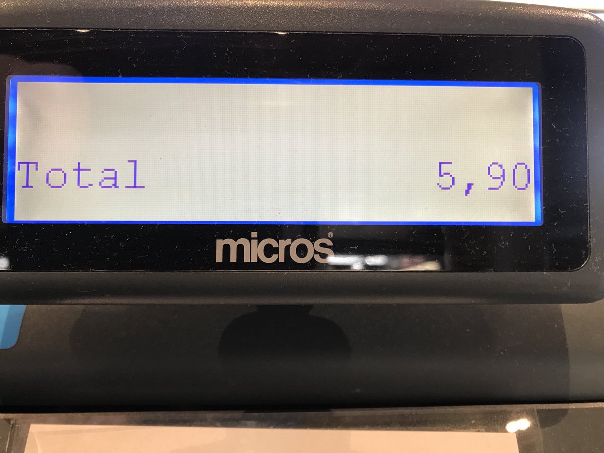 5.90 Fr. für einen simplen Espresso. Hyperinflaion in der Schweiz? Nein simple Abzockerei von ⁦<a href="/Starbucks/">Starbucks</a>⁩ .