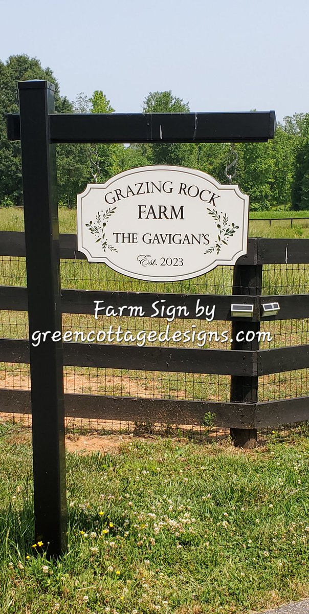 Horse Farm Sign by greencottagedesigns.com #grazing #Hendersonville #TryonNC #farmsign #grazingrock